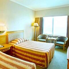 Golden Crown China Hotel комната для гостей фото 5