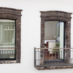 Отель Neat Hotel Avenida Португалия, Понта-Делгада - 1 отзыв об отеле, цены и фото номеров - забронировать отель Neat Hotel Avenida онлайн балкон