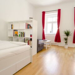 Отель Naschmarkt Studio by welcome2vienna Австрия, Вена - отзывы, цены и фото номеров - забронировать отель Naschmarkt Studio by welcome2vienna онлайн комната для гостей фото 5