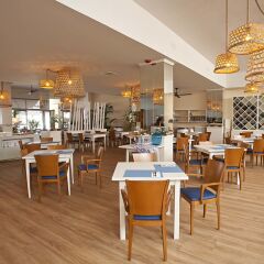 Отель FERGUS Style Soller Beach гостиничный бар