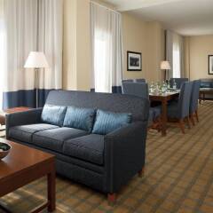 Отель Four Points by Sheraton Gatineau-Ottawa Канада, Гатино - отзывы, цены и фото номеров - забронировать отель Four Points by Sheraton Gatineau-Ottawa онлайн комната для гостей фото 5