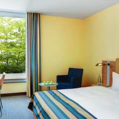 Отель IntercityHotel Düsseldorf комната для гостей фото 6