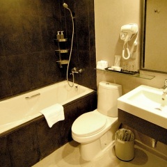 Ma Hotel Bangkok Бангкок ванная