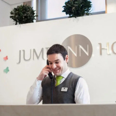 Jump INN Hotel Belgrade бассейн