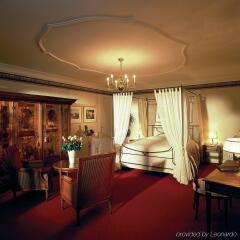 Romantik Hotel Wilden Mann Luzern интерьер отеля