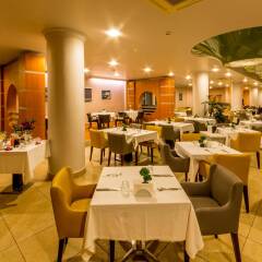 Cosmopolitan Resort Hotel Турция, Мармарис - отзывы, цены и фото номеров - забронировать отель Cosmopolitan Resort Hotel онлайн питание