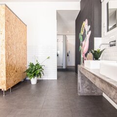 Отель Hostellicious спа