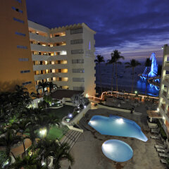 Отель San Marino Vallarta Centro Beach Front