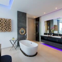 Отель 5-Bedroom Villa MOMO with Private Pool пляж Ката фото 5