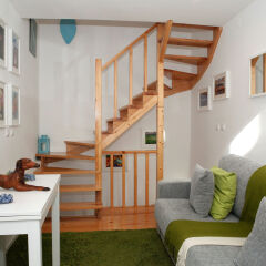 Отель Alfama Yellow House интерьер отеля