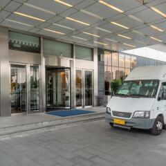 Отель Holiday Inn Express Shanghai New Hongqiao городской автобус