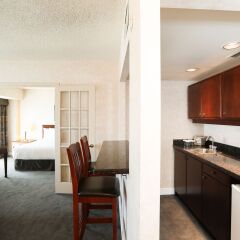 Отель Atrium Inn Vancouver Канада, Ванкувер - отзывы, цены и фото номеров - забронировать отель Atrium Inn Vancouver онлайн в номере фото 2