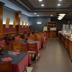 Отель Ciutadella Испания, Курорт Росес - 1 отзыв об отеле, цены и фото номеров - забронировать отель Ciutadella онлайн питание