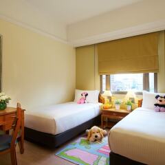 Отель Orchard Parksuites детские мероприятия