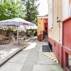 Отель Good Bye Lenin Hostel Польша, Краков - отзывы, цены и фото номеров - забронировать отель Good Bye Lenin Hostel онлайн