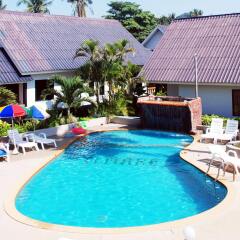 Отель Lanta Il Mare Beach Resort Ланта бассейн