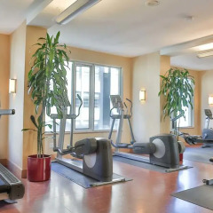 Отель Delta Hotels by Marriott Vancouver Downtown Suites Канада, Ванкувер - отзывы, цены и фото номеров - забронировать отель Delta Hotels by Marriott Vancouver Downtown Suites онлайн фитнесс-зал фото 3