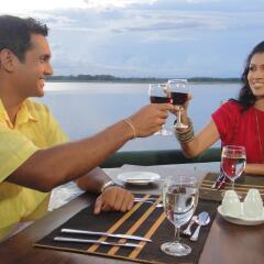 Отель Oak Ray Lake Resort питание