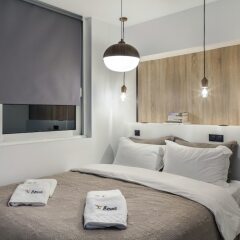 Апартаменты The Athenians Modern Apartments комната для гостей фото 3