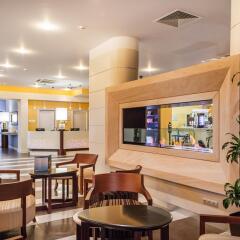 Гостиница Hilton Garden Inn Краснодар (Хилтон Гарден Инн Краснодар) гостиничный бар