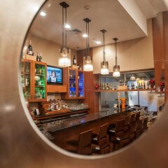 Отель DoubleTree by Hilton - Chelsea США, Нью-Йорк - 8 отзывов об отеле, цены и фото номеров - забронировать отель DoubleTree by Hilton - Chelsea онлайн гостиничный бар