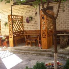 Гостиница Guest House On Novorossiyskaya в Анапе отзывы, цены и фото номеров - забронировать гостиницу Guest House On Novorossiyskaya онлайн Анапа