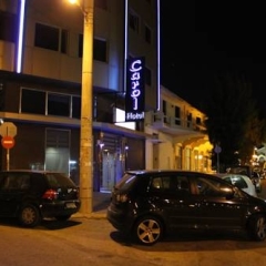 Carol Hotel парковка