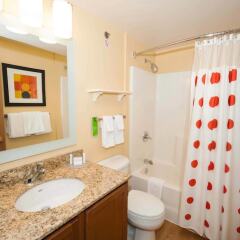 Отель TownePlace Suites Columbus Airport Gahanna США, Гаханна - отзывы, цены и фото номеров - забронировать отель TownePlace Suites Columbus Airport Gahanna онлайн ванная фото 2