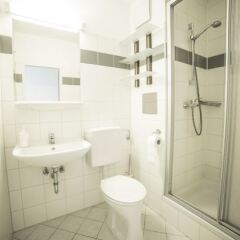 Отель myNext - Campus Hostel Австрия, Вена - отзывы, цены и фото номеров - забронировать отель myNext - Campus Hostel онлайн ванная