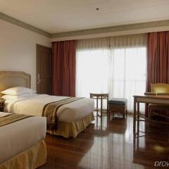 Отель Waterfront Insular Hotel Davao Филиппины, Давао - отзывы, цены и фото номеров - забронировать отель Waterfront Insular Hotel Davao онлайн комната для гостей фото 3