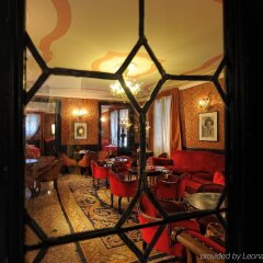 Hotel Flora интерьер отеля