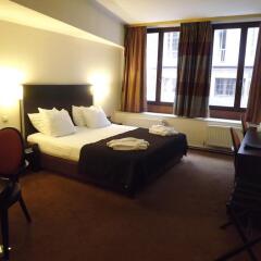 Floris Hotel Arlequin Grand-Place комната для гостей фото 4