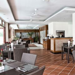 Отель Phunawa Resort питание фото 3