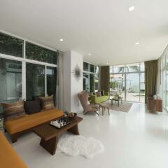 Отель X2 Hua Hin LeBayburi Pranburi Villa спа