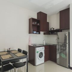 Отель Condo in Karon in Chic Condo (Unit A108) в номере