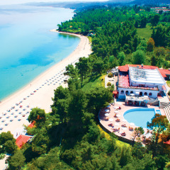 Alexander the Great Beach Hotel пляж