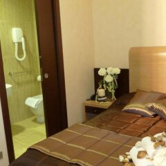 Отель Euro House Rome Airport Италия, Фьюмичино - 1 отзыв об отеле, цены и фото номеров - забронировать отель Euro House Rome Airport онлайн сауна