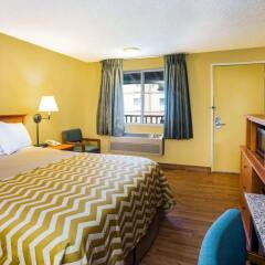 Отель Travelodge by Wyndham Tacoma Near McChord AFB США, Такома - отзывы, цены и фото номеров - забронировать отель Travelodge by Wyndham Tacoma Near McChord AFB онлайн