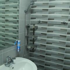 Отель 88st Guesthouse N Cafe Южная Корея, Сеул - отзывы, цены и фото номеров - забронировать отель 88st Guesthouse N Cafe онлайн ванная
