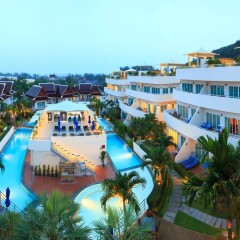 Отель Phunawa Resort балкон