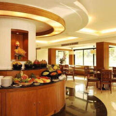 Отель Naithonburi Beach Resort Phuket питание