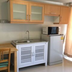 Отель Prima Srinakarin Condo Бангкок в номере фото 2