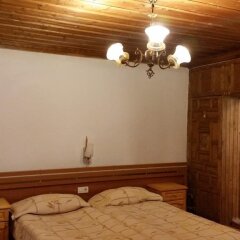 Отель Chakarova Guest House Сливен комната для гостей фото 3