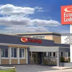 Отель Econo Lodge City Centre Канада, Кингстон - отзывы, цены и фото номеров - забронировать отель Econo Lodge City Centre онлайн вид на фасад