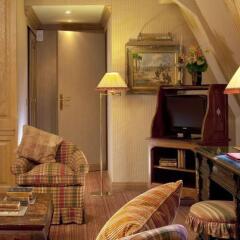Hotel Chambiges Elysées интерьер отеля