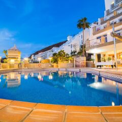 Отель Cala Nova Apartamentos бассейн