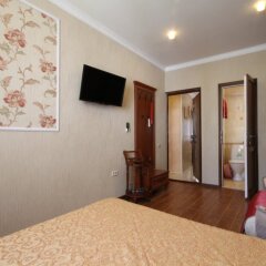 Гостиница Anita Guest House сейф в номере