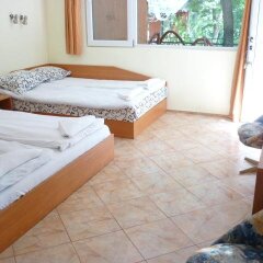 Отель Nimpha Bungalows Варна бассейн