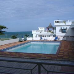 Отель Seacrest Resort с домашними животными