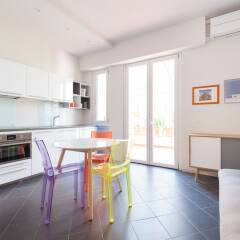 Отель Downtown Apt Quiet with Terrace and Lift комната для гостей фото 4